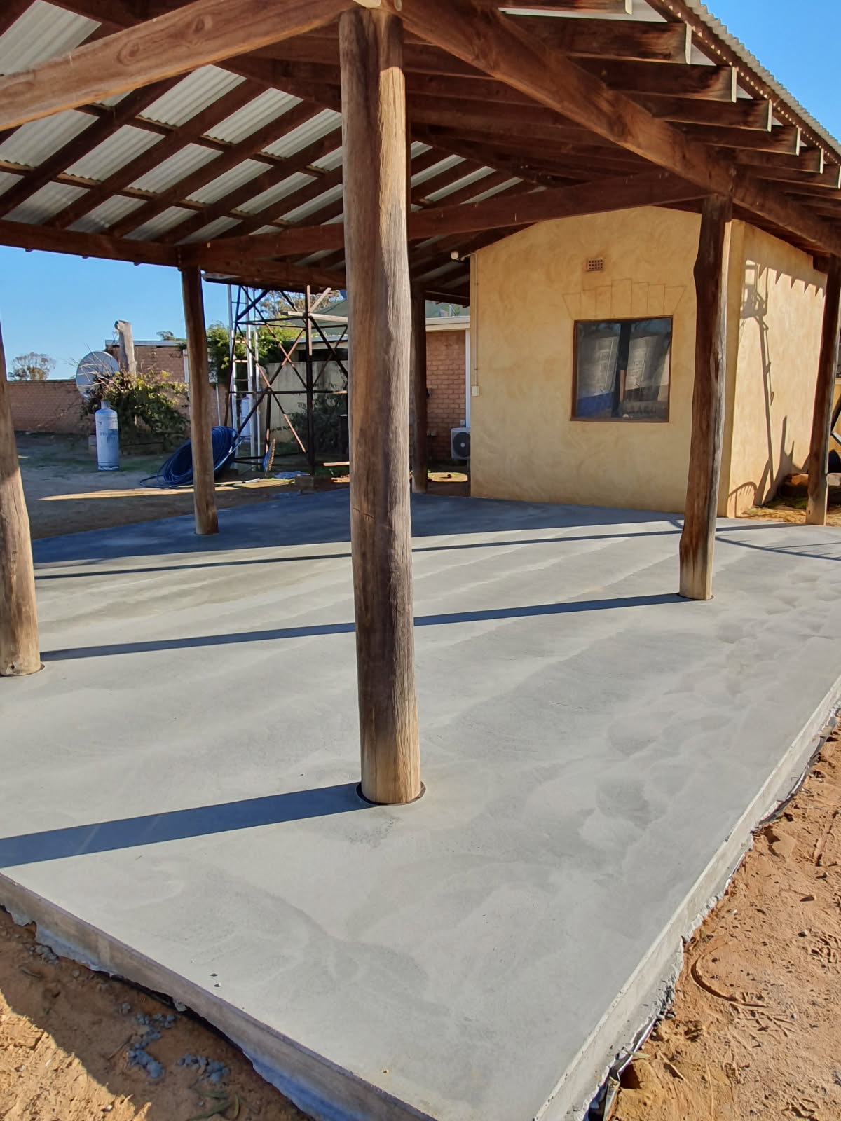 Industrial shed with concrete flooring